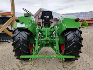 Foto 2 di 6:   Deutz 9005  