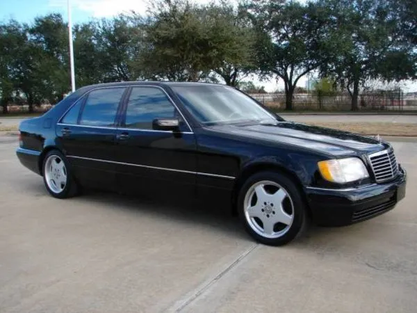 MERCEDES-BENZ S500