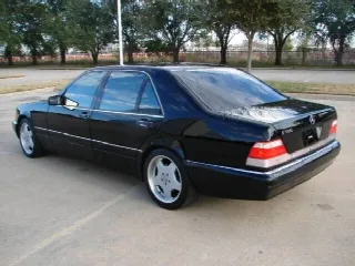 Foto 6 di 6: MERCEDES-BENZ S500  