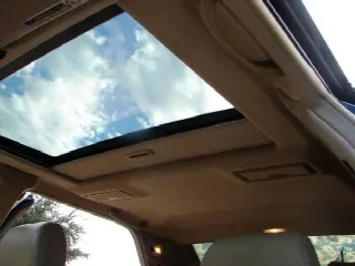 Foto 3 di 6: MERCEDES-BENZ S500  
