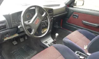 Foto 4 di 6: PEUGEOT 309  
