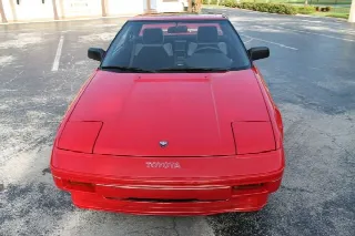 Foto 5 di 6: TOYOTA MR 2 