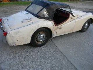 Foto 2 di 8: TRIUMPH TR3A  