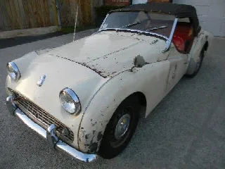 Foto 5 di 8: TRIUMPH TR3A  