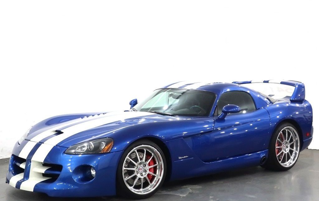 DODGE Viper