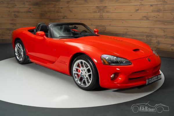 DODGE Viper