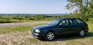 Foto 1 di 6: AUDI S2  