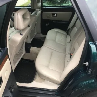 Foto 4 di 6: AUDI S2  