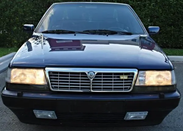 LANCIA Thema 8.32