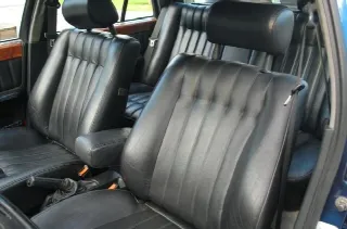 Foto 2 di 3: LANCIA Thema 8.32 