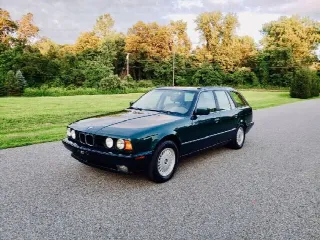 Foto 1 di 6: BMW 525  