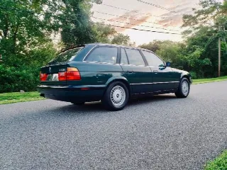 Foto 4 di 6: BMW 525  