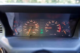 Foto 2 di 7: PEUGEOT 205 Gti 