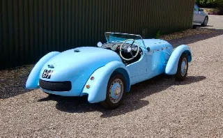 Foto 6 di 8: HEALEY Silverstone Convertible 