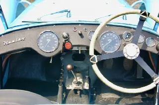 Foto 7 di 8: HEALEY Silverstone Convertible 