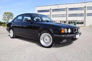 Foto 9 di 11: BMW 5 Series (1988-1995) EUROPA  