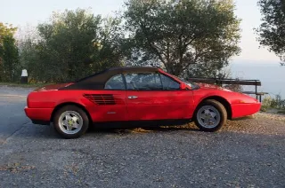 Foto 11 di 13: FERRARI mondial 3.2 cabriolet 