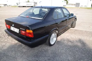 Foto 2 di 11: BMW 5 Series (1988-1995) EUROPA  