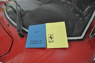 Foto 3 di 9: FERRARI 246 Dino (1969-1974) GT   