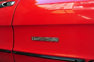 Foto 5 di 9: ALFA ROMEO Spider 2000cc. Injection. Versione America Quadrifoglio verde