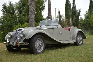 Foto 1 di 9: MG TF  