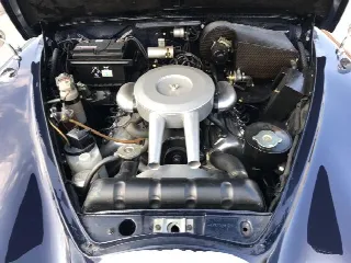 Foto 2 di 5: JAGUAR Daimler 250 