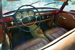 Foto 18 di 44: LANCIA Appia Convertibile Vignale 2a serie conservata 