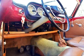 Foto 33 di 44: LANCIA Appia Convertibile Vignale 2a serie conservata 