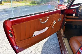 Foto 35 di 44: LANCIA Appia Convertibile Vignale 2a serie conservata 