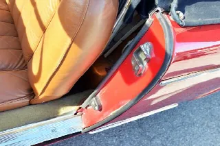 Foto 36 di 44: LANCIA Appia Convertibile Vignale 2a serie conservata 