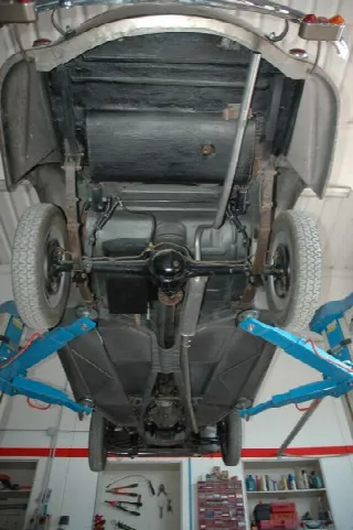 Foto 4 di 8: FIAT 1100 B Cabrio carrozzeria speciale del Lingotto