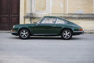 Foto 8 di 14: PORSCHE 911(1963-1973) 2.2 T 
