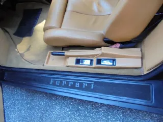 Foto 24 di 59: FERRARI testarossa   