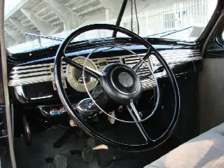 Foto 7 di 7: DODGE DeluxeSix D11 de Luxe  1939  