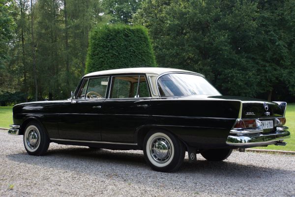 MERCEDES-BENZ 1966 