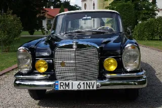 Foto 3 di 8: MERCEDES-BENZ 1966 