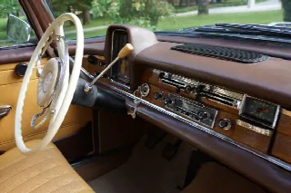 Foto 8 di 8: MERCEDES-BENZ 1966 