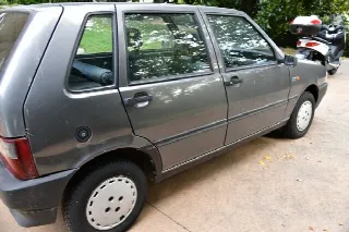 Foto 8 di 14: FIAT Uno SELECTA    - cambio Variomatic - automatico 