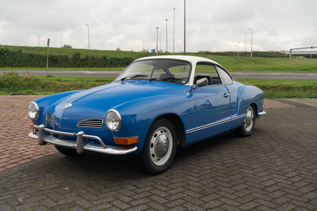 Volkswagen Karmann Ghia Coupe