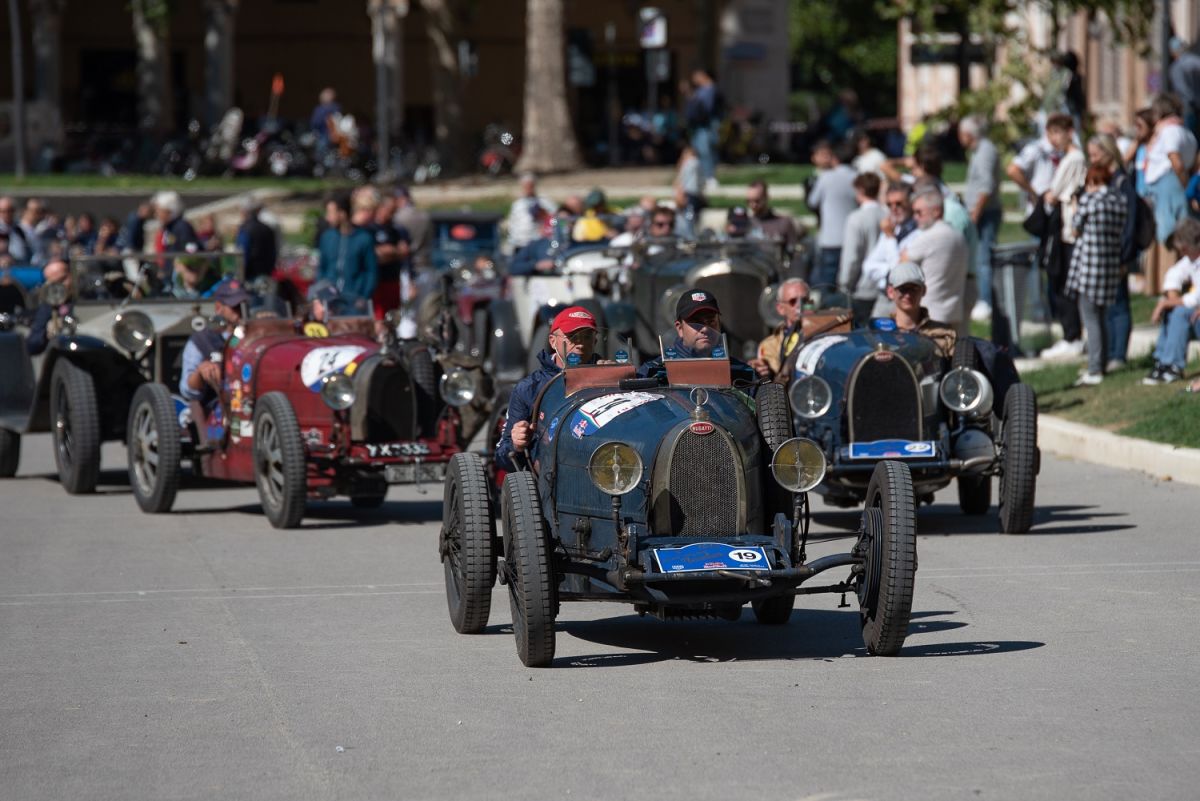 32° GRAN PREMIO NUVOLARI: PRIMO TRIONFO PER ALIVERTI-VALENTE A BORDO DI UNA BMW 328 ROADSTER DEL 1937 