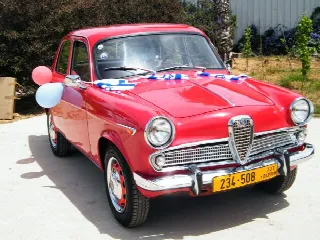 Foto 3 di 7: ALFA ROMEO Giulietta TI