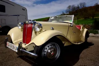 Foto 2 di 6: MG TD  
