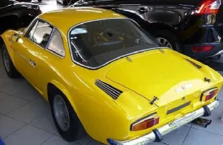 Foto 3 di 5: RENAULT Alpine A110
