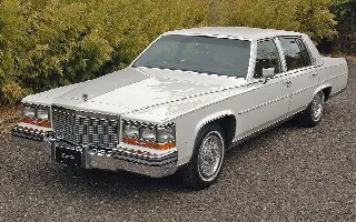 Foto 1 di 7: CADILLAC Brougham  