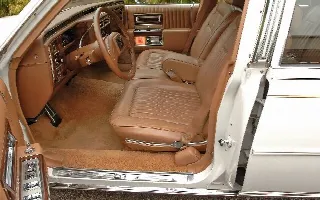 Foto 3 di 7: CADILLAC Brougham  