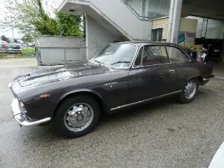 Foto 6 di 19: ALFA ROMEO 2600 SPRINT     