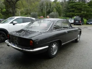 Foto 5 di 19: ALFA ROMEO 2600 SPRINT     