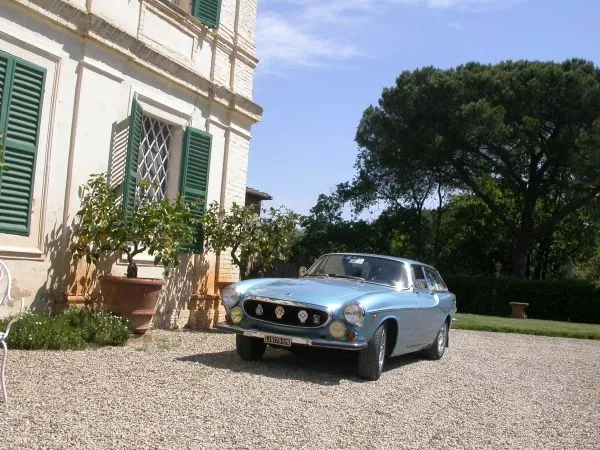 VOLVO 1800ES COUPE