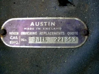 Foto 4 di 13: AUSTIN HEALEY 100 BN1  