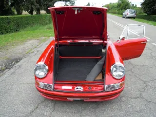 Foto 5 di 10: PORSCHE 911(1963-1973) coupe